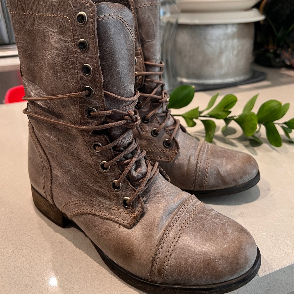 Steve Madden TroopaCombat Moto Boots with Distressed Leather and Mid-Calf Height - Picture 2 of 6